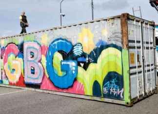 Festivaalialue rakennetaan kuudessa tunnissa – keskellä katua news-13092024-220759