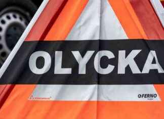 Lapset ja aikuinen sairaalassa liikenneonnettomuuden jälkeen news-09112024-044638