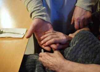 Viikonloppuna tarvitaan henkilökohtaista hoivaa viikonloppuna-tarvitaan-henkilkohtaista-hoivaa