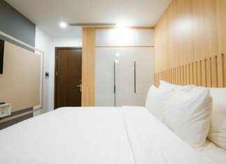 Clarion Hotel Sign Östra Järnvägsgatan Stockholm Clarion Hotel Sign Östra Järnvägsgatan Stockholm