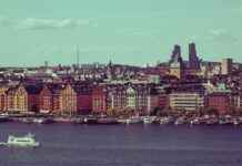 Hop On Hop Off Boat Stockholm: Se Stockholm Från Vattnet Hop On Hop Off Boat Stockholm: Se Stockholm Från Vattnet